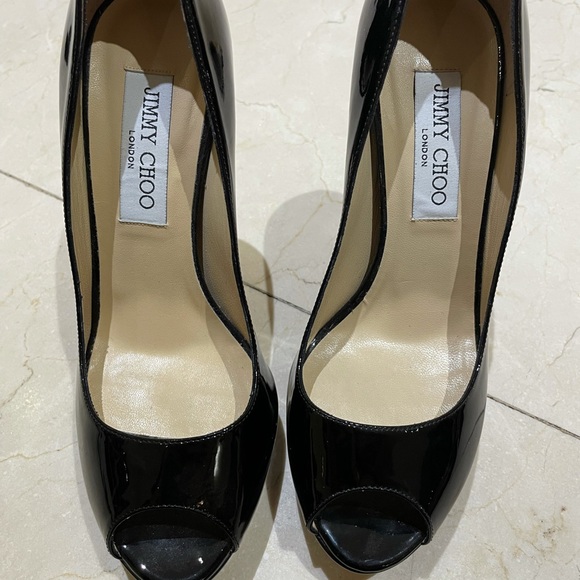 Jimmy Choo black patent heels - Picture 1 of 6